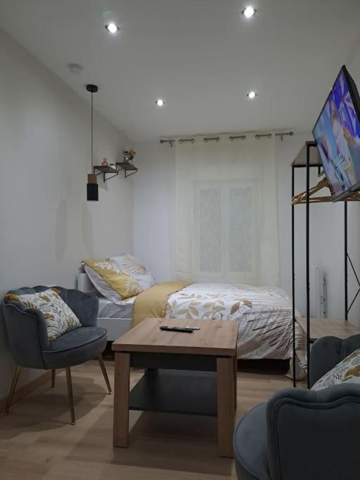 Sweet / Circuit 24H / Moto Gp / Antares / Oasis - Centre Des Expositions / Boulerie Jump Appartement Le Mans Buitenkant foto